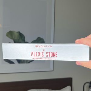 Revolution x Alexis Stone Transformation Pallet